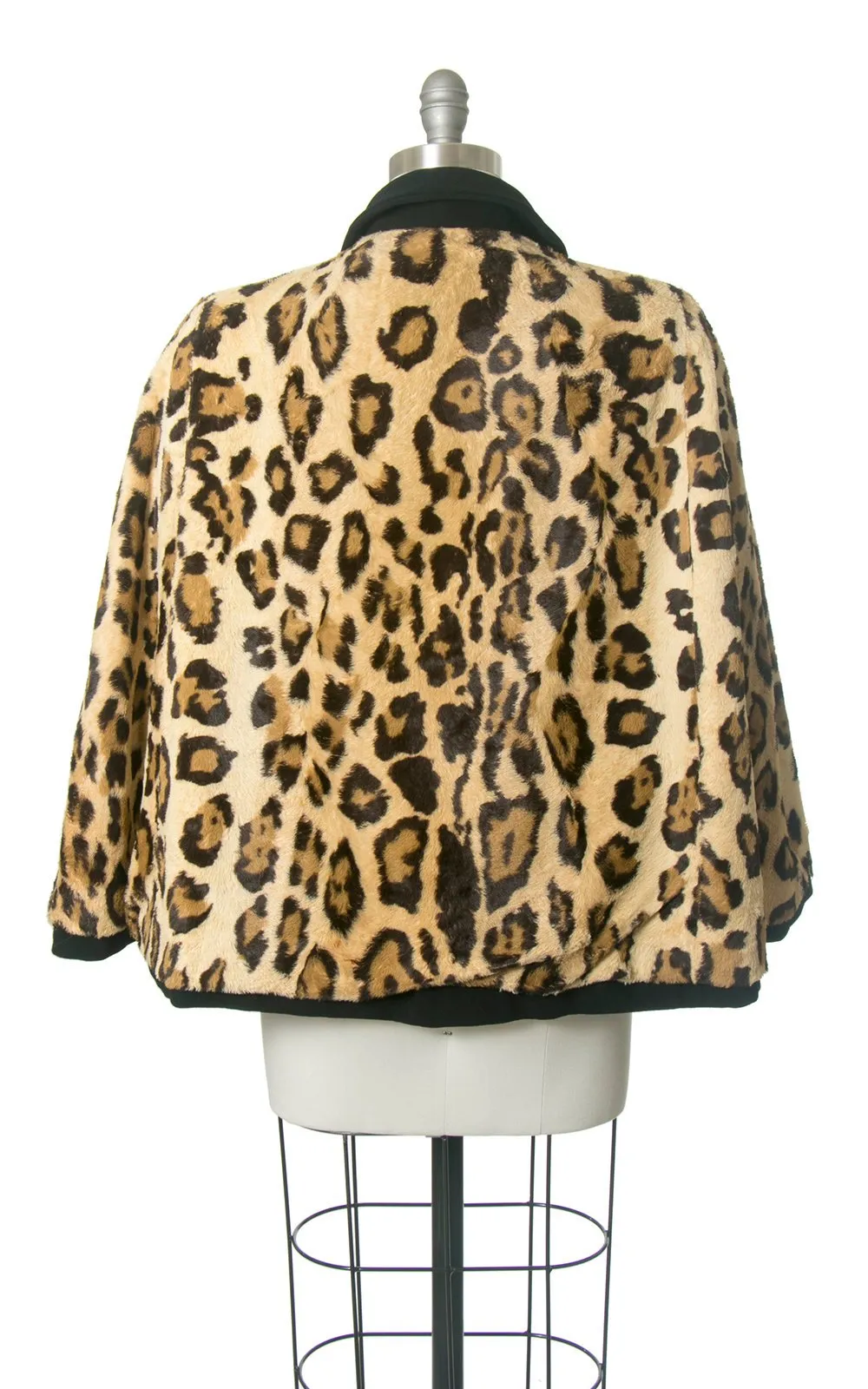 1950s 1960s Reversible Leopard Print Faux Fur and Black Wool Cape | small/medium