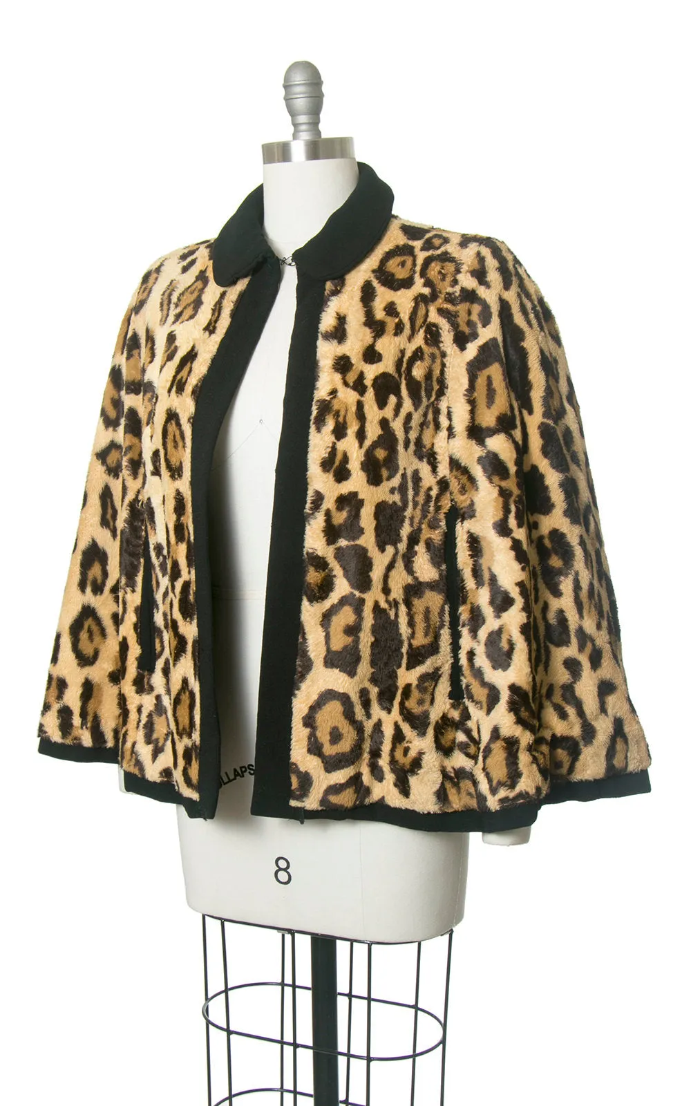 1950s 1960s Reversible Leopard Print Faux Fur and Black Wool Cape | small/medium