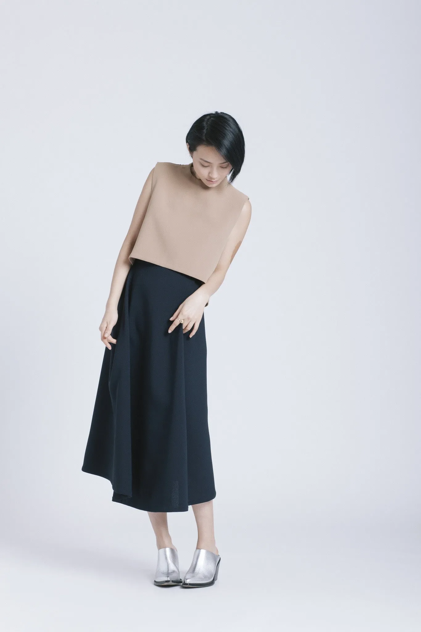 Stream Deep Pleated Midi Skirt - Black Blue