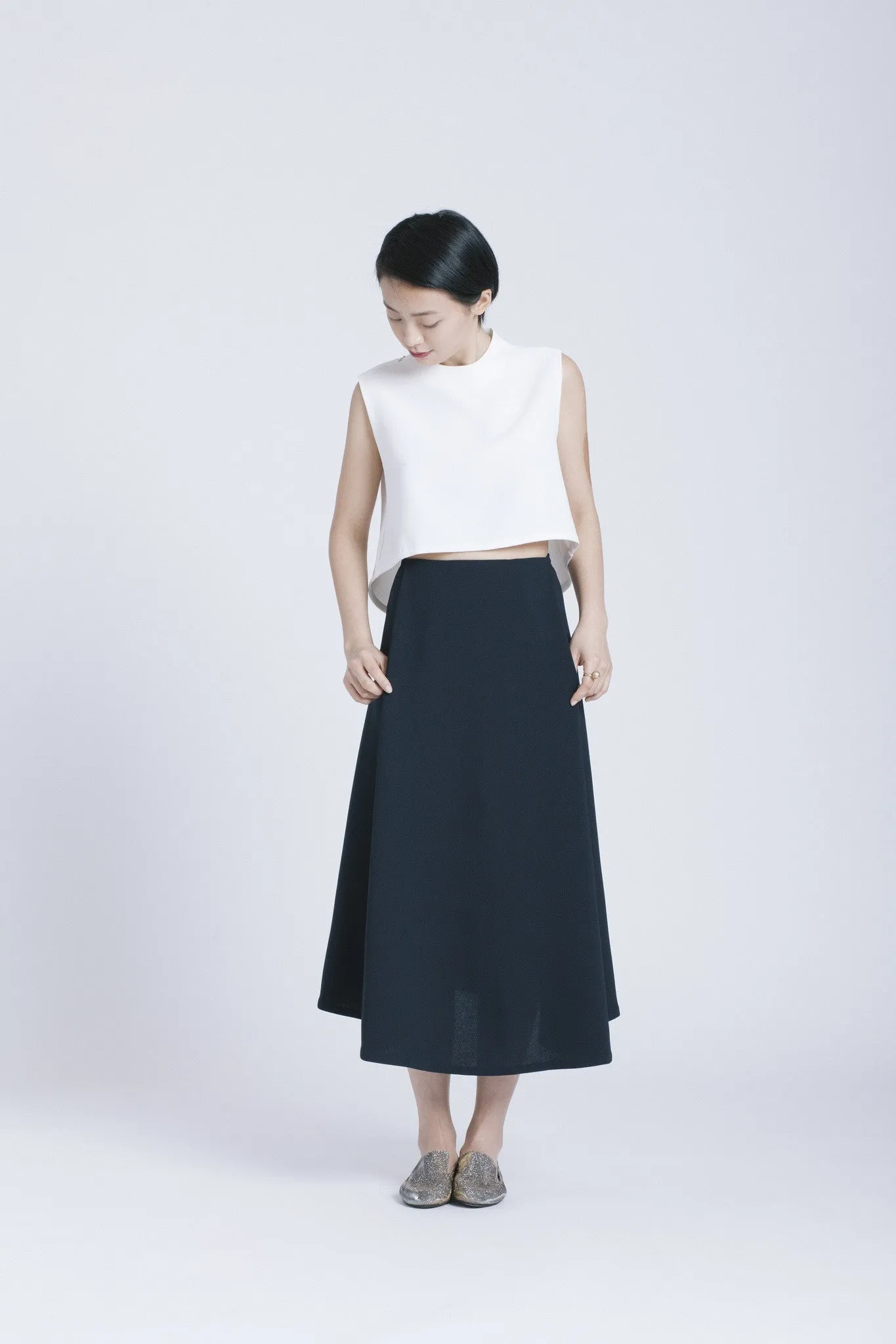 Stream Deep Pleated Midi Skirt - Black Blue